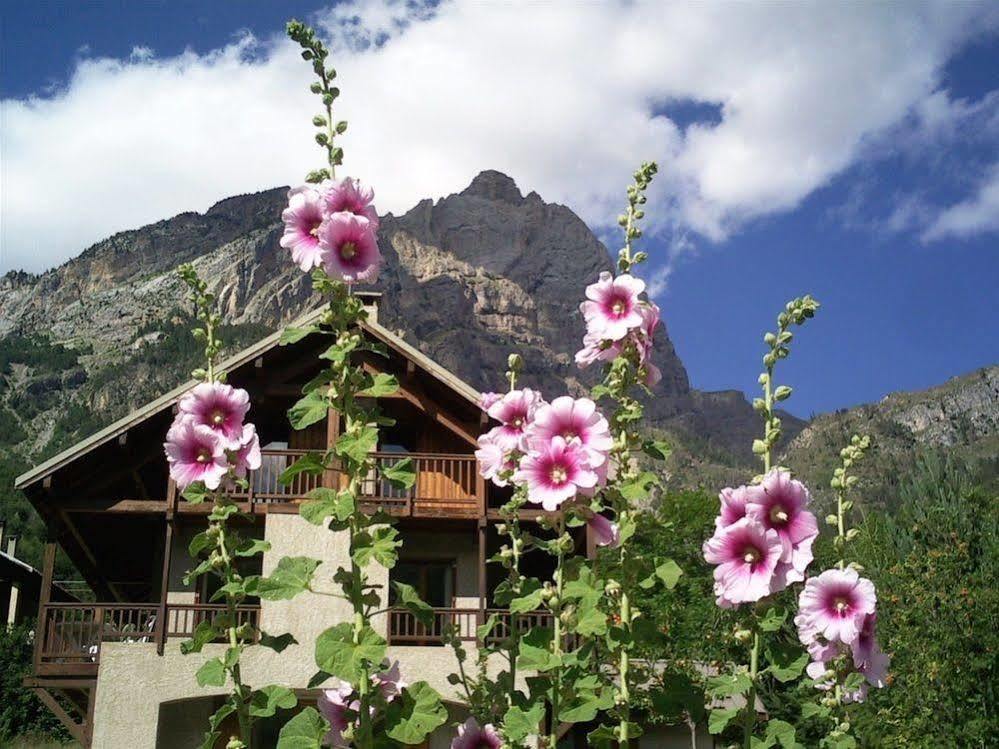 B&B La Borella Casa Conti Вальлуиз Экстерьер фото