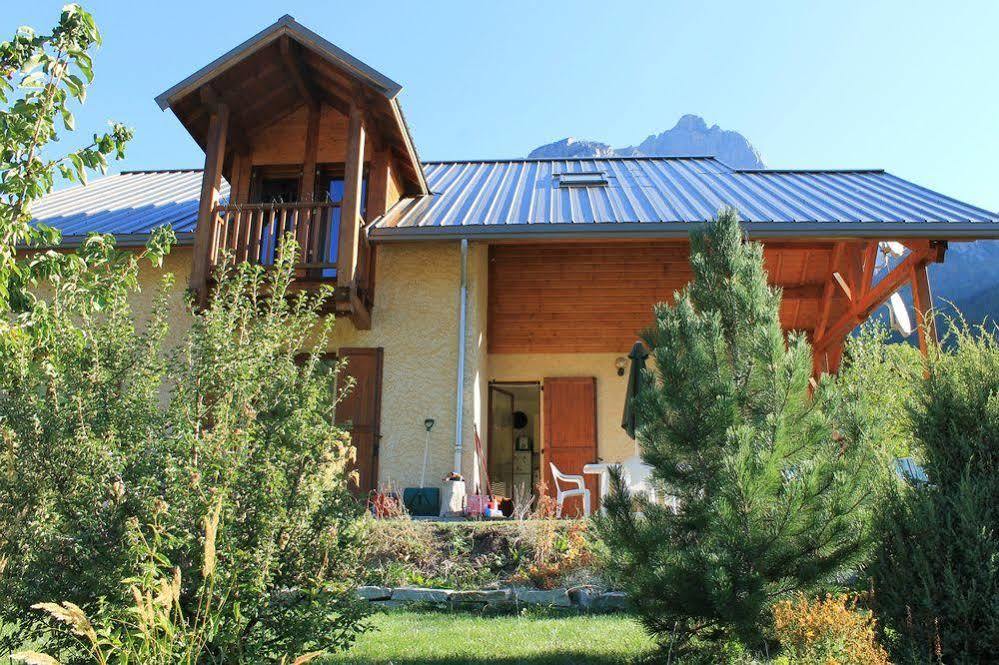 B&B La Borella Casa Conti Вальлуиз Экстерьер фото