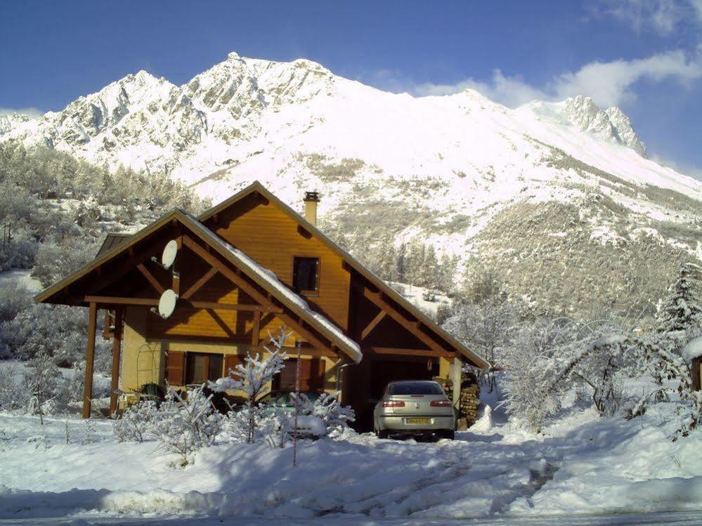 B&B La Borella Casa Conti Вальлуиз Экстерьер фото